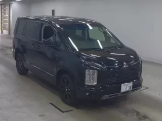 MITSUBISHI DELICA D5