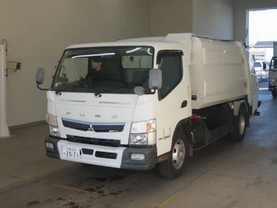 MITSUBISHI CANTER