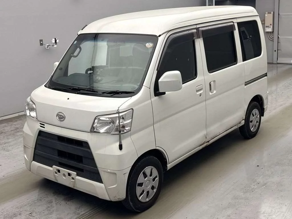 Daihatsu Hijet Cargo 2018
