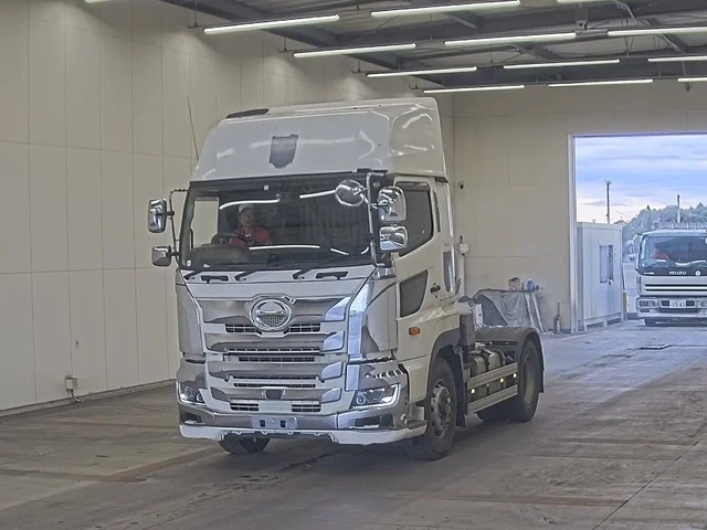 Hino Profia  с аукциона в Японии