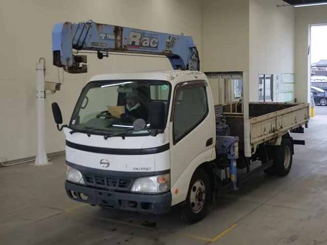 Hino Dutro 2006