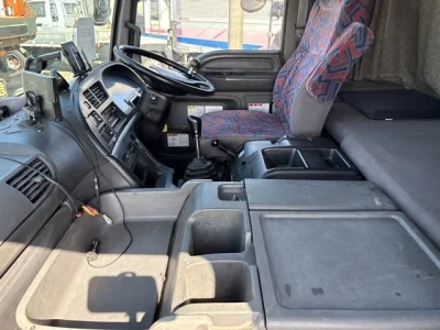 ISUZU GIGA