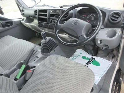 TOYOTA DYNA