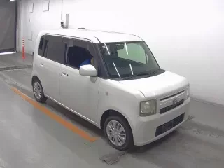 TOYOTA PIXIS SPACE