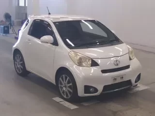 TOYOTA IQ