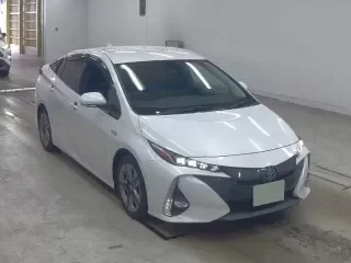 TOYOTA PRIUS PHV