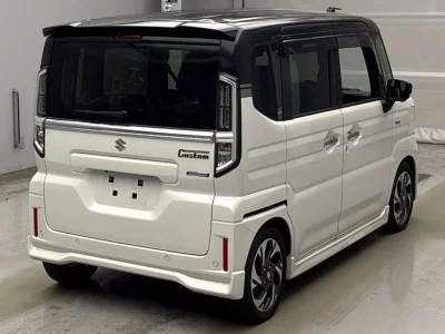 Suzuki Spacia Custom