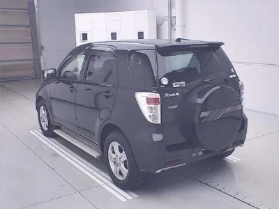 TOYOTA RUSH