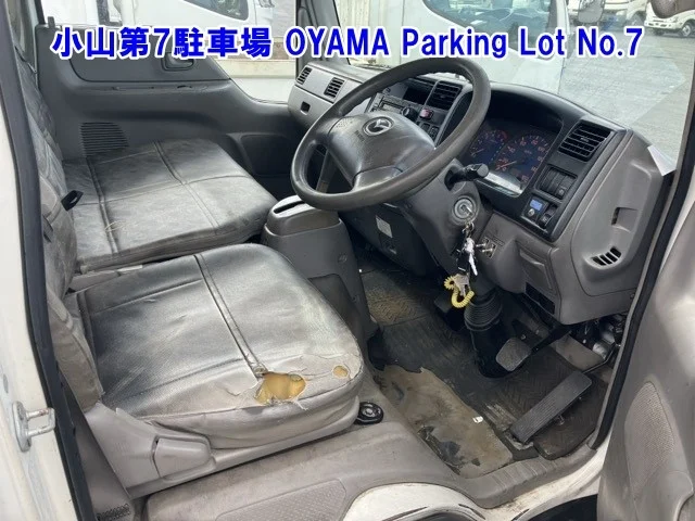 Mazda Titan 2006