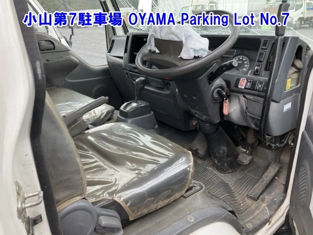 Isuzu Elf 2019