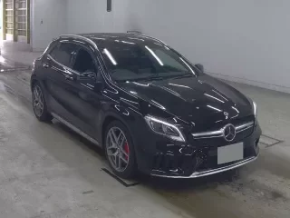 MERCEDES BENZ AMG GLA