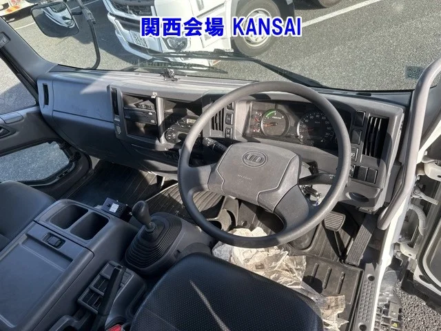 Nissan UD  с аукциона в Японии