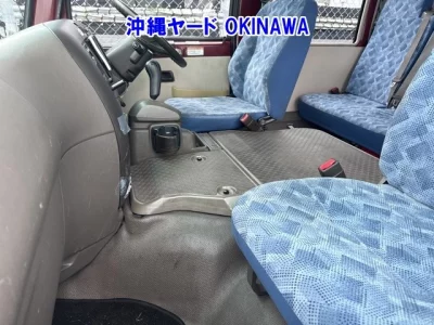 Mitsubishi FUSO ROSA