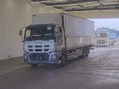 ISUZU GIGA