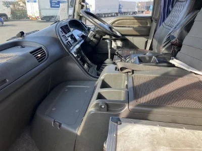 ISUZU GIGA