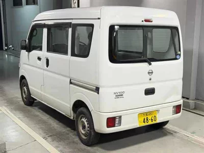 NISSAN CLIPPER VAN