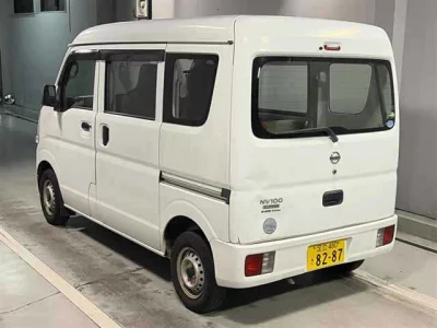 NISSAN CLIPPER VAN