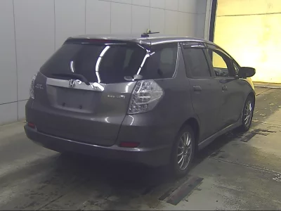 HONDA FIT SHUTTLE
