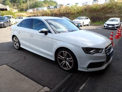 AUDI S3