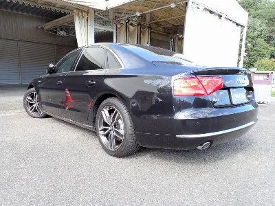 AUDI A8