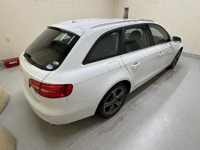AUDI A4 AVANTE