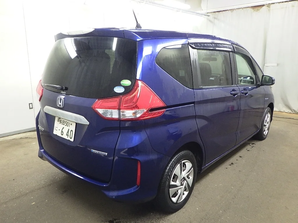 Honda Freed  с аукциона в Японии