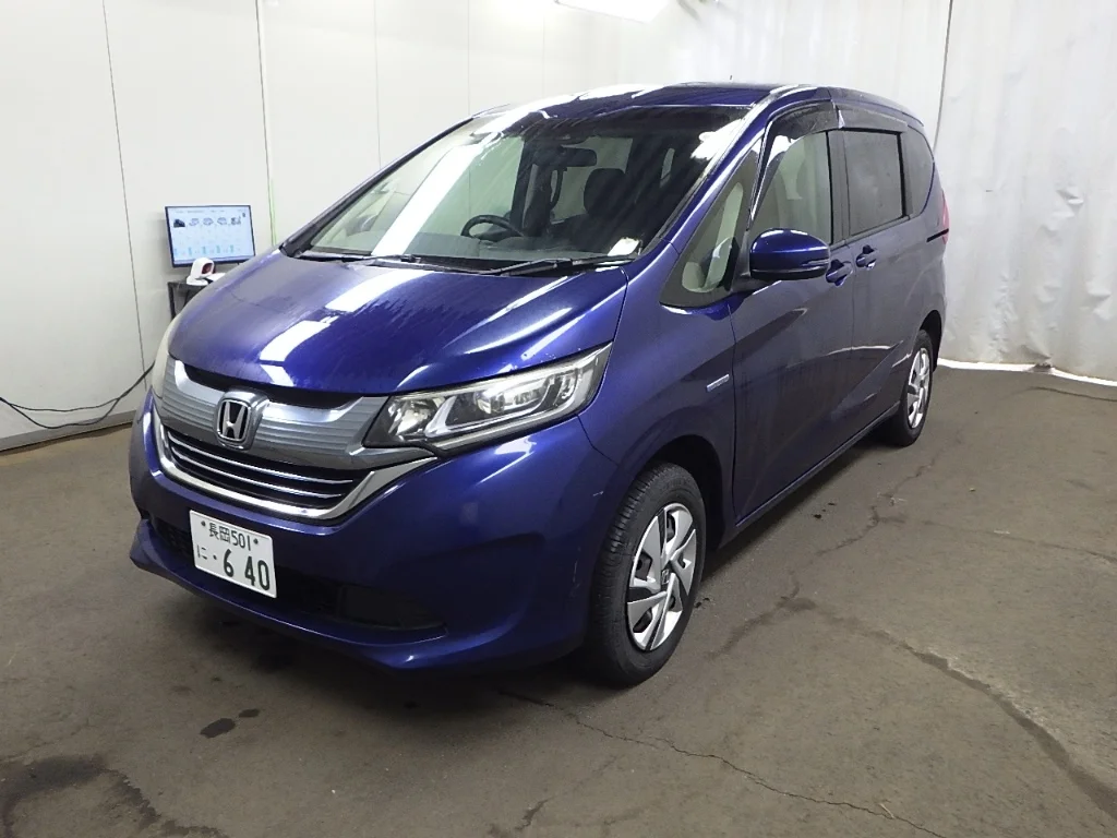 Honda Freed  с аукциона в Японии