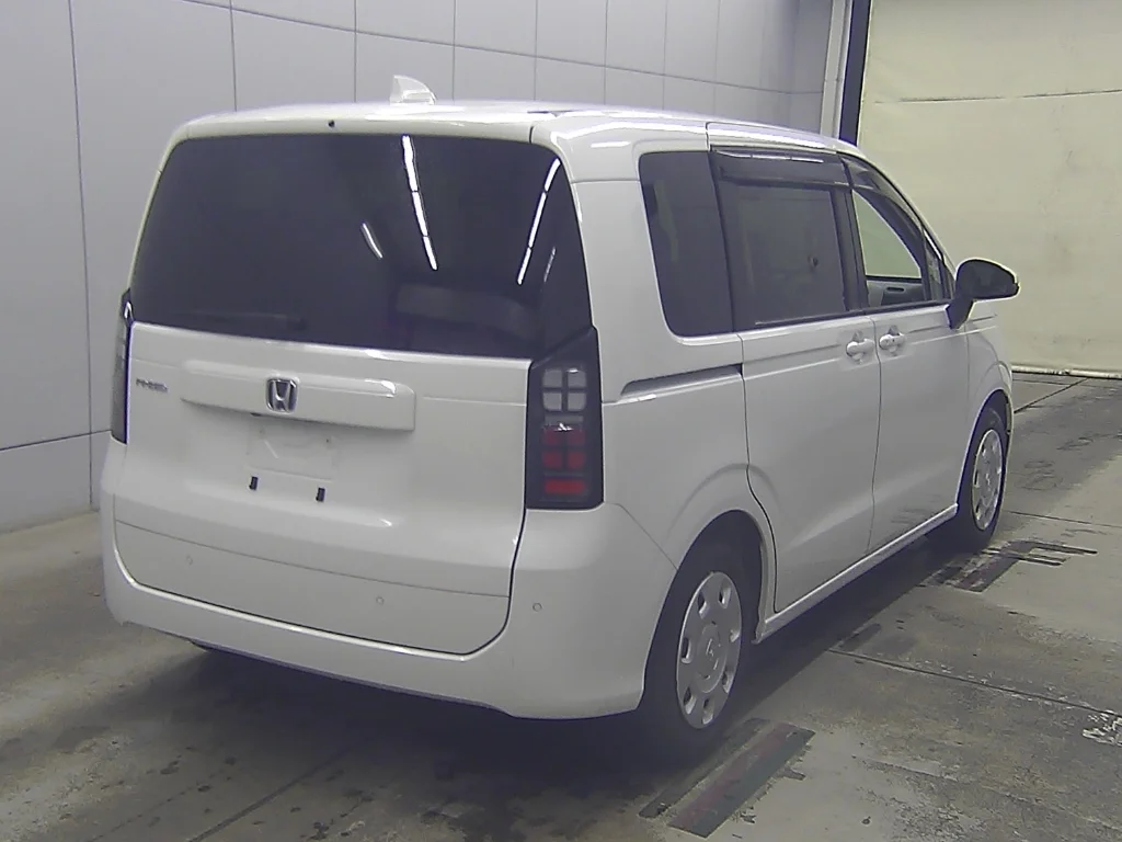 Honda Freed  с аукциона в Японии