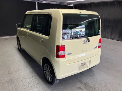 DAIHATSU MOVE CONTE