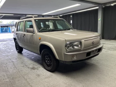 NISSAN RASHEEN