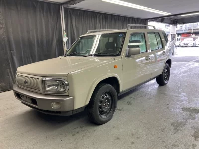 NISSAN RASHEEN