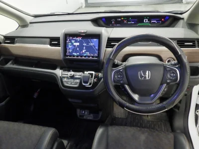 HONDA FREED+