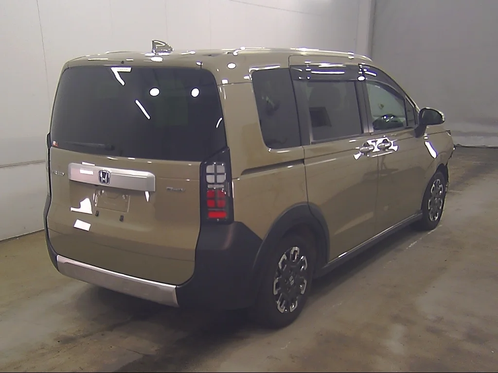 Honda Freed  с аукциона в Японии
