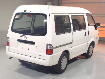 NISSAN CARAVAN 2