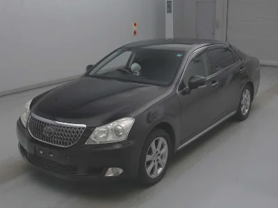 TOYOTA CROWN MAJESTA