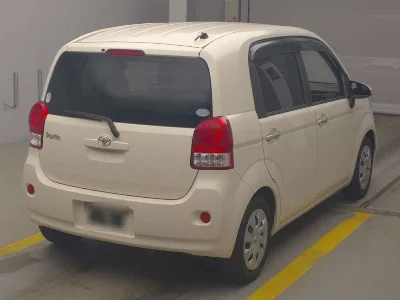 TOYOTA PORTE