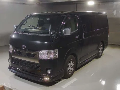 TOYOTA HIACE VAN
