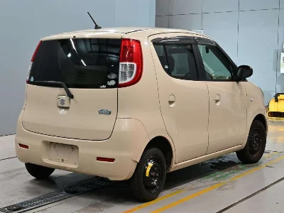 SUZUKI MRWAGON