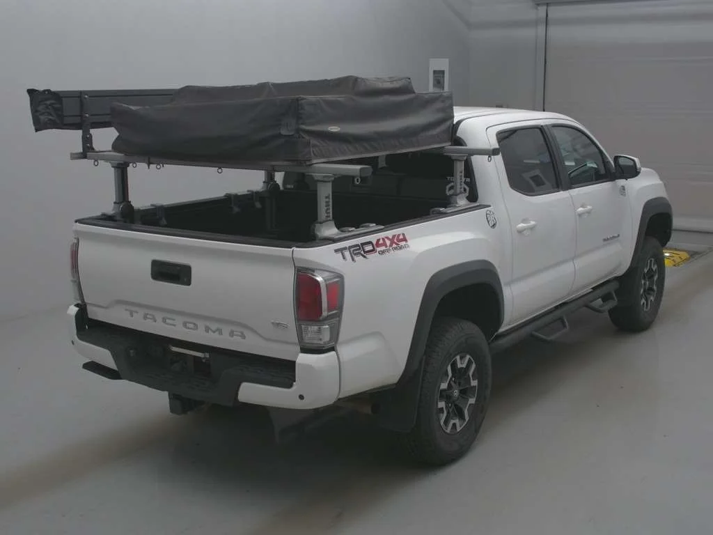 Toyota Tacoma  с аукциона в Японии