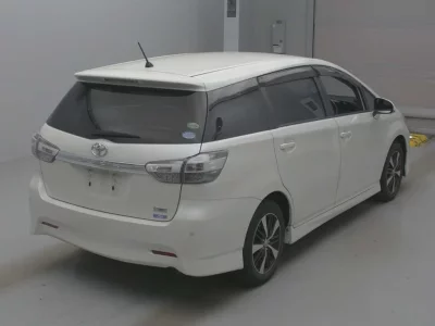 TOYOTA WISH
