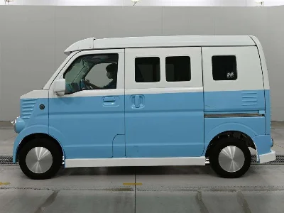 NISSAN CLIPPER VAN