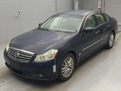 NISSAN FUGA