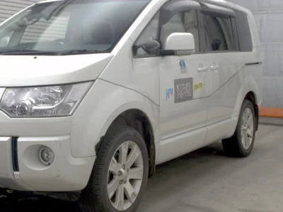 MITSUBISHI DELICA D5