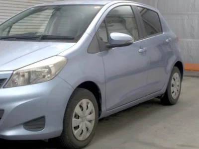 TOYOTA VITZ