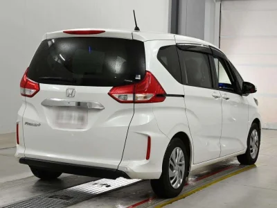 HONDA FREED+