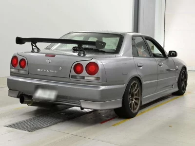 NISSAN SKYLINE 2