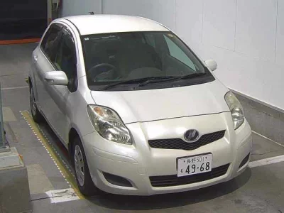 TOYOTA VITZ