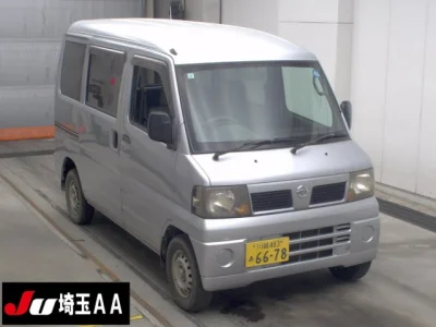 NISSAN CLIPPER VAN