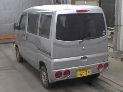 NISSAN CLIPPER VAN