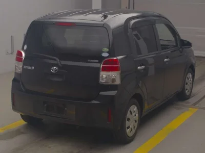 TOYOTA SPADE